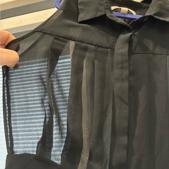 Sheer pleated midi dress - Picture 2 of 5